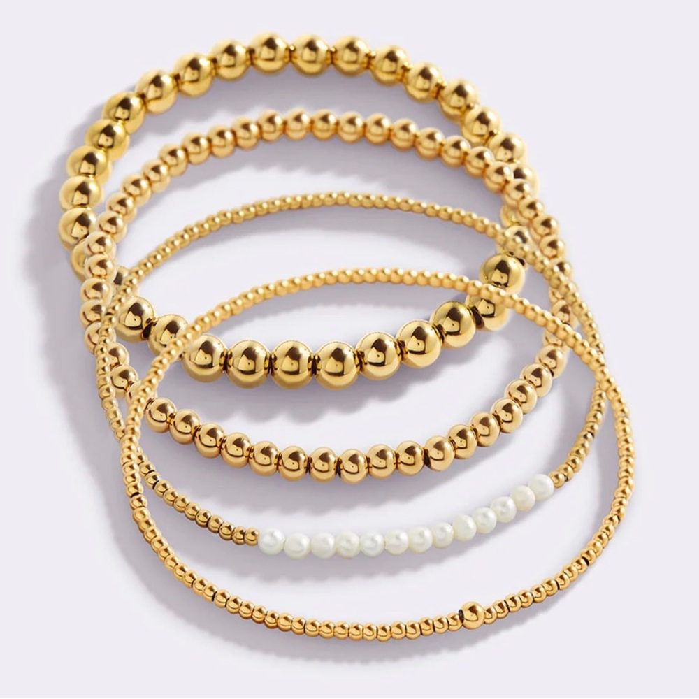 Mint & Lily Everyday Pearl Bracelet Stacking Set
